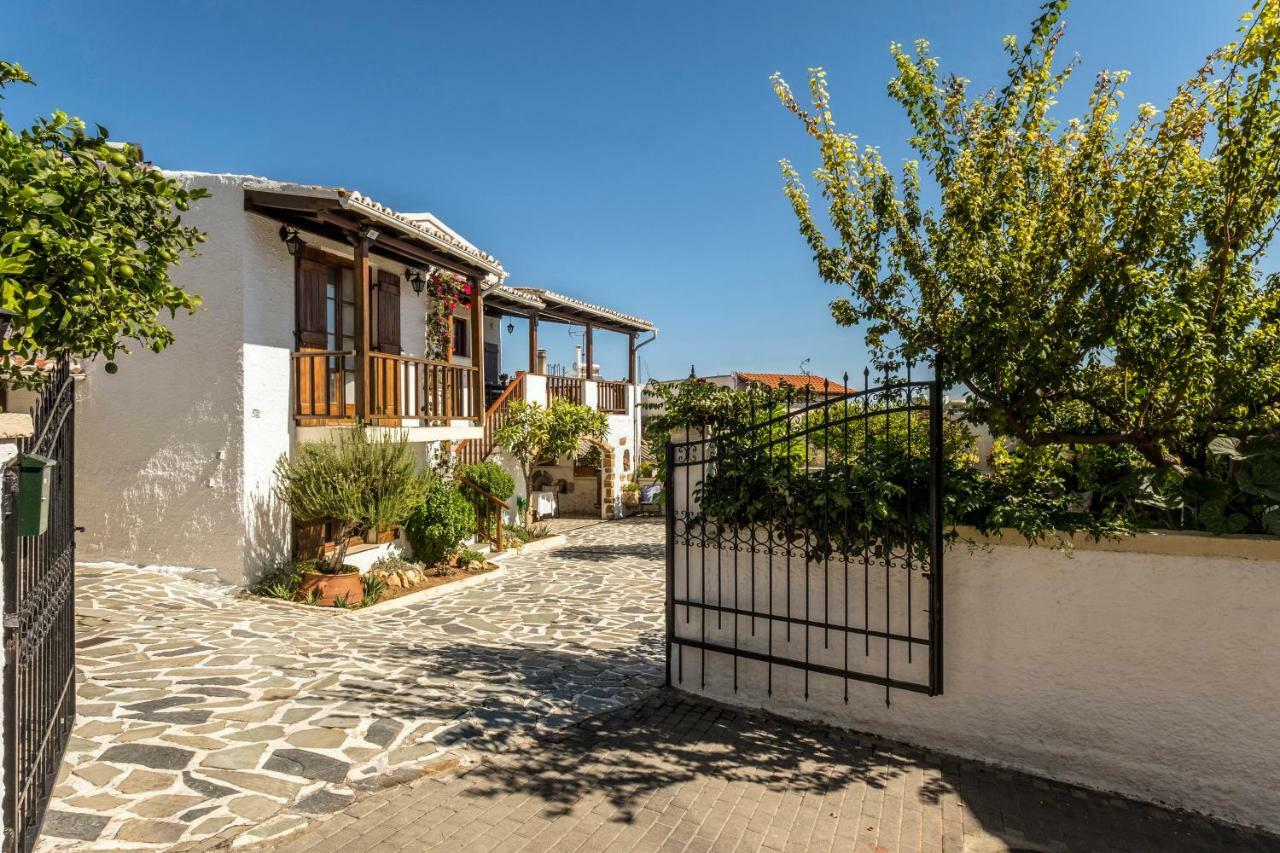 Ferienwohnung Diktamo House Agia Marina Exterior foto